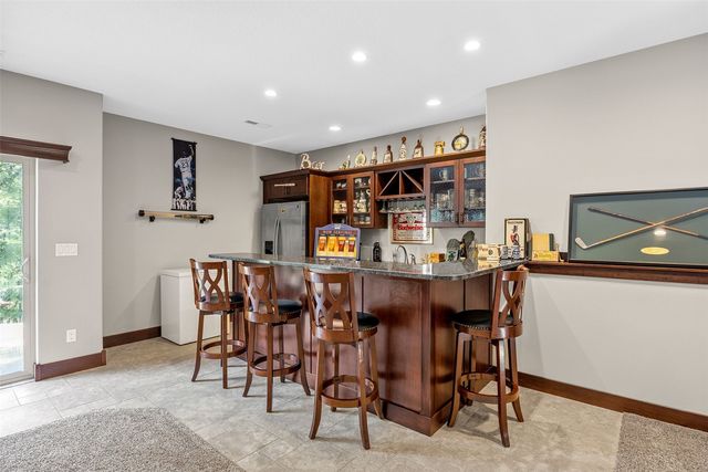 4920 Misty Morning Court SW, Cedar Rapids, IA 52404