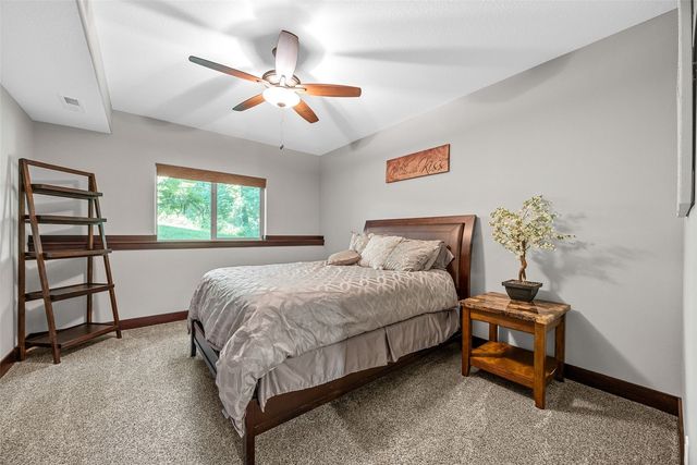 4920 Misty Morning Court SW, Cedar Rapids, IA 52404