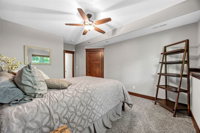 4920 Misty Morning Court SW, Cedar Rapids, IA 52404