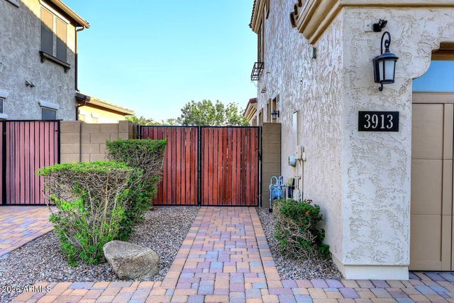 3913 E REDWOOD Place, Chandler, AZ 85286