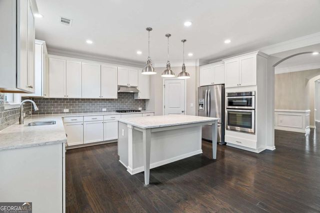 123 Marlow Drive, Woodstock, GA 30188