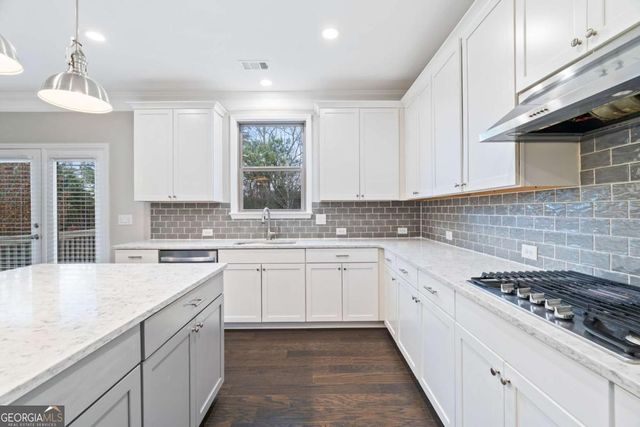 123 Marlow Drive, Woodstock, GA 30188