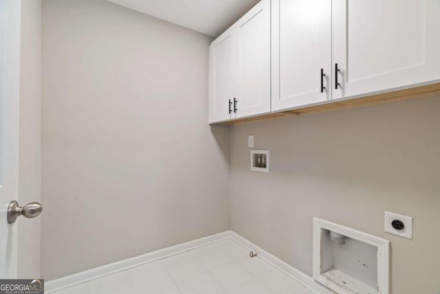 123 Marlow Drive, Woodstock, GA 30188