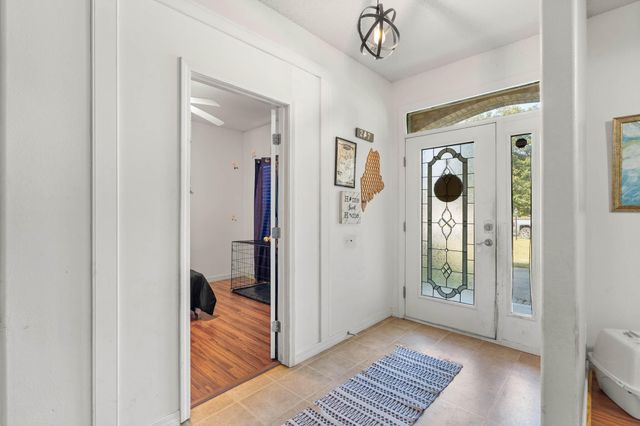 57 S Pleasant Drive, Defuniak Springs, FL 32435