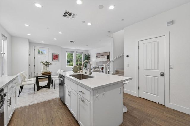 3525 Teeling Court, Castro Valley, CA 94546