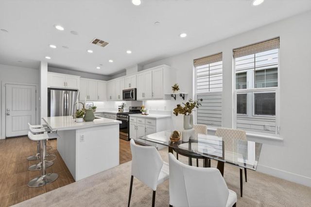3525 Teeling Court, Castro Valley, CA 94546