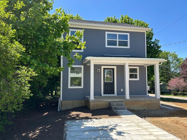 606 Clinton Street, Marshall, MI 49068