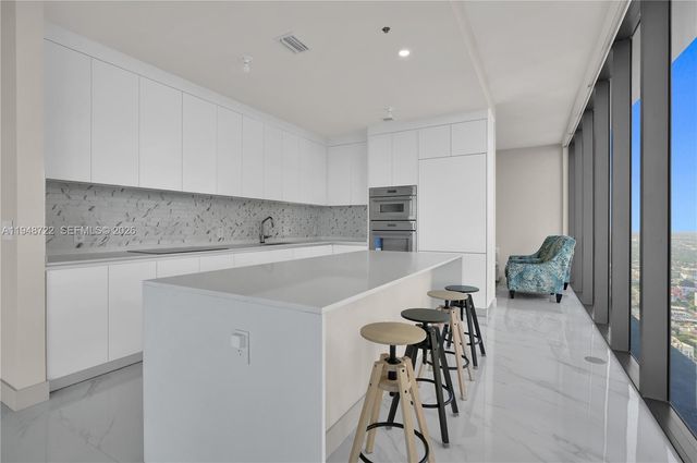 700 NE 24th PH5801, Miami, FL 33137