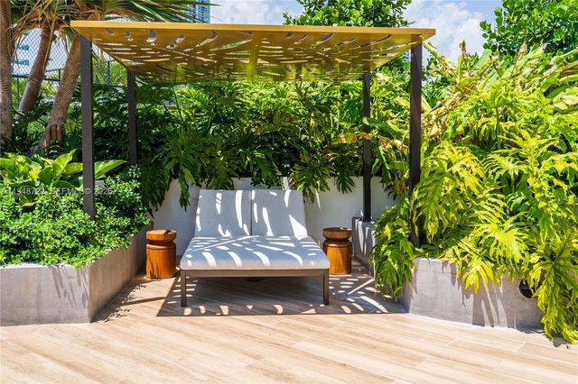 700 NE 24th PH5801, Miami, FL 33137