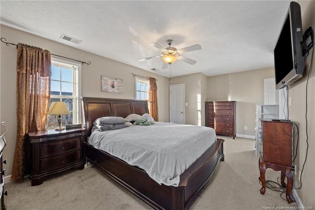 1103 Thistle Gold Drive, Hope Mills, NC 28348