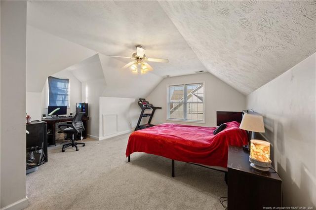 1103 Thistle Gold Drive, Hope Mills, NC 28348