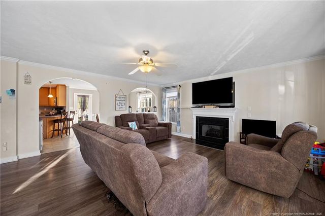 1103 Thistle Gold Drive, Hope Mills, NC 28348