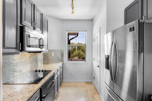 4307 Eck LN 201, Austin, TX 78734