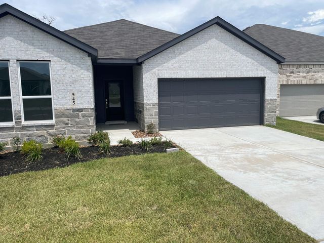 545 Shoreview Drive, Conroe, TX 77303
