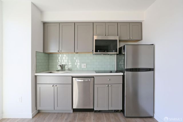 1532 Howard Street 203, San Francisco, CA 94103