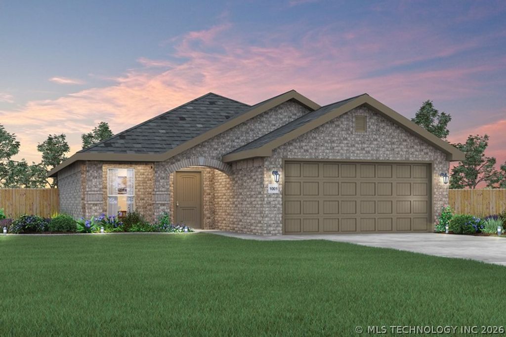 27517 E 107th Street S, Coweta, OK 74014