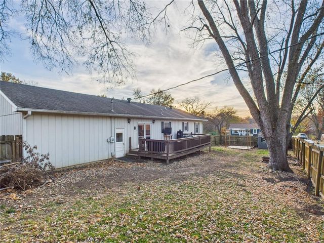 110 Hardy Street, Knob Noster, MO 65336