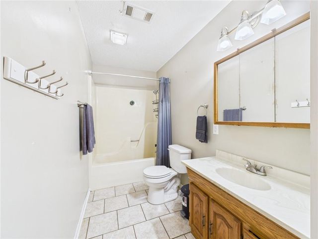 110 Hardy Street, Knob Noster, MO 65336