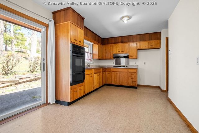 1103 Cornell Street, Charleston, WV 25302