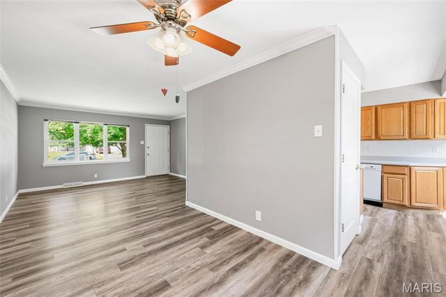 709 Riderwood Drive, Hazelwood, MO 63042