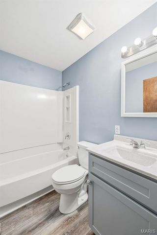 709 Riderwood Drive, Hazelwood, MO 63042