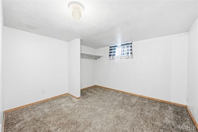 709 Riderwood Drive, Hazelwood, MO 63042