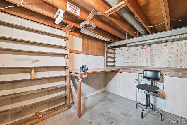 709 Riderwood Drive, Hazelwood, MO 63042