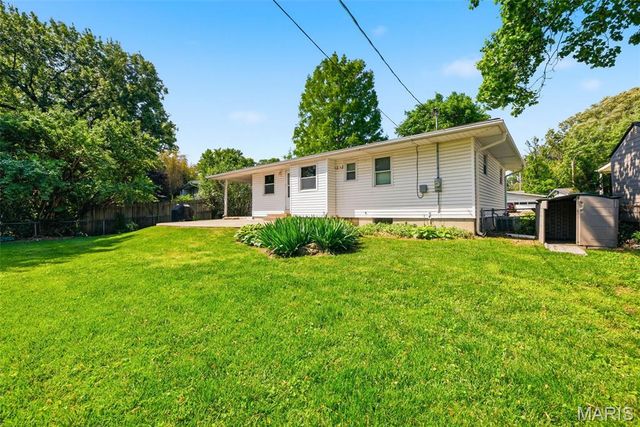 709 Riderwood Drive, Hazelwood, MO 63042