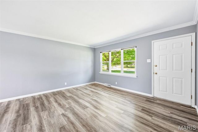709 Riderwood Drive, Hazelwood, MO 63042