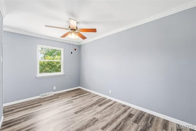 709 Riderwood Drive, Hazelwood, MO 63042