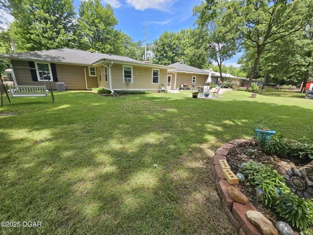 6885 SE 72nd Terrace, Riverton, KS 66770