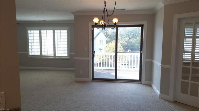 4 Harbor Watch Dr Unit 516, Chesapeake, VA 23320