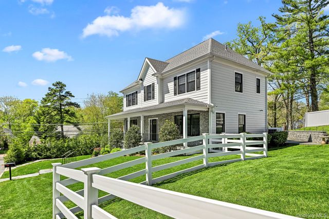 407 Wilmot Road, New Rochelle, NY 10804