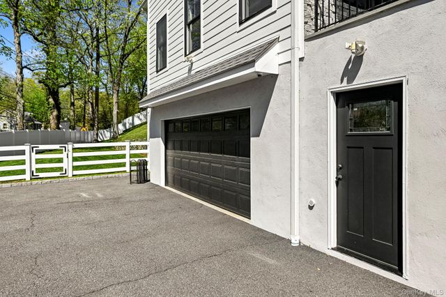 407 Wilmot Road, New Rochelle, NY 10804