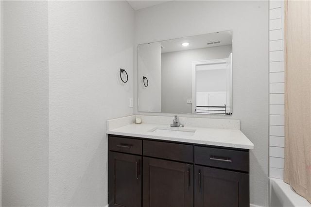 7422 Grand Slam Street, Parkville, MO 64152