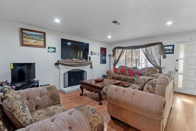 1780 Truckee, Salinas, CA 93906