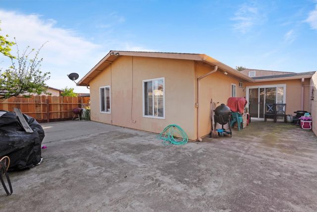 1780 Truckee, Salinas, CA 93906