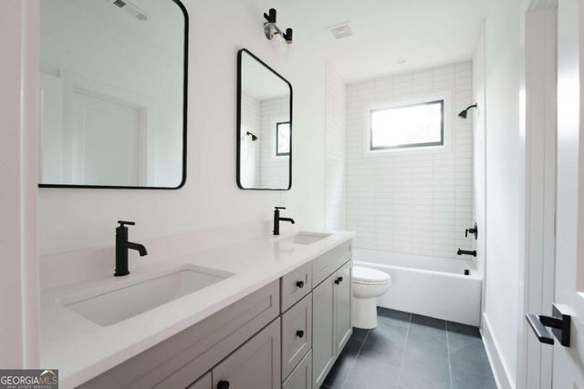 636 Hemlock Circle SE, Atlanta, GA 30316