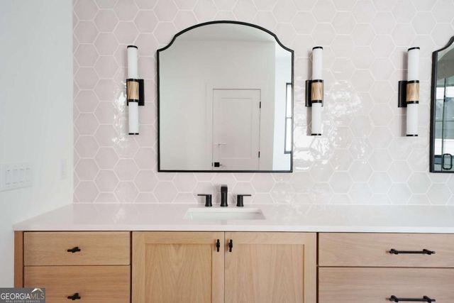 636 Hemlock Circle SE, Atlanta, GA 30316