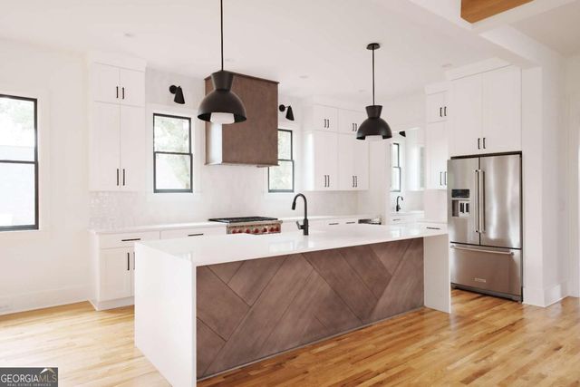 636 Hemlock Circle SE, Atlanta, GA 30316