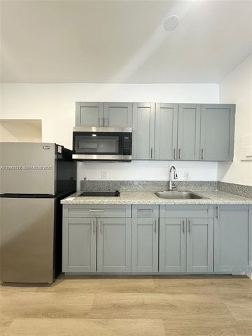 5545 N Miami Ave 8, Miami, FL 33127