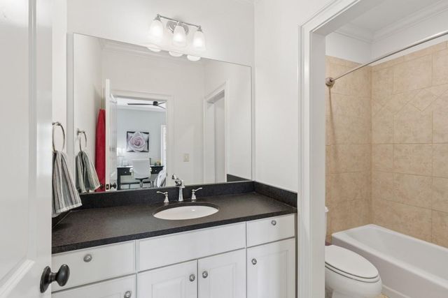 3585 Roxboro Road NE 6, Atlanta, GA 30326