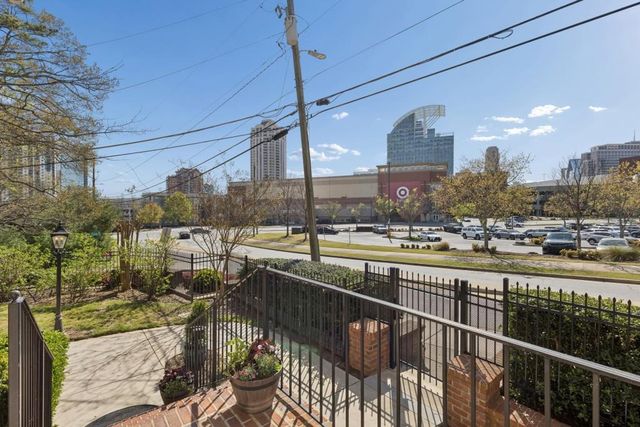 3585 Roxboro Road NE 6, Atlanta, GA 30326