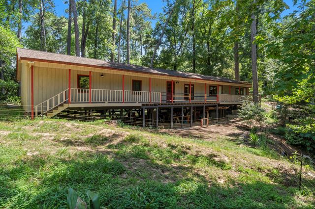 114 Hillendale Dr, Livingston, TX 77351