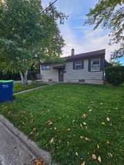 1901 S Mountain Street, Bay City, MI 48706