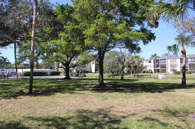 14130 ROSEMARY LANE 1305, Largo, FL 33774