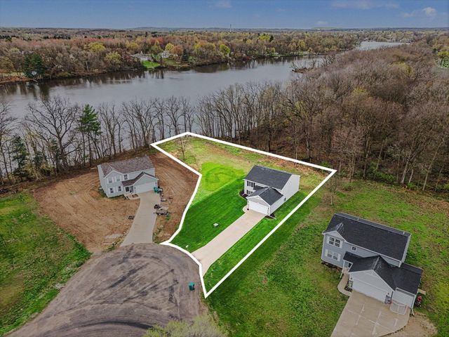 17803 Bluff Drive, Three Rivers, MI 49093