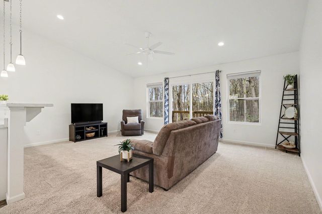 17803 Bluff Drive, Three Rivers, MI 49093