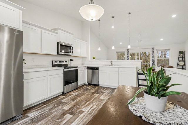 17803 Bluff Drive, Three Rivers, MI 49093