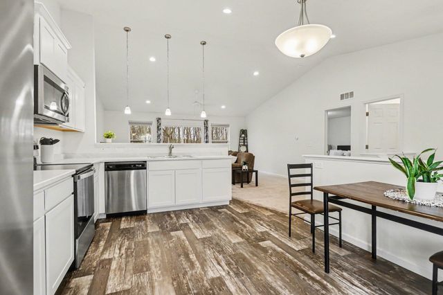 17803 Bluff Drive, Three Rivers, MI 49093